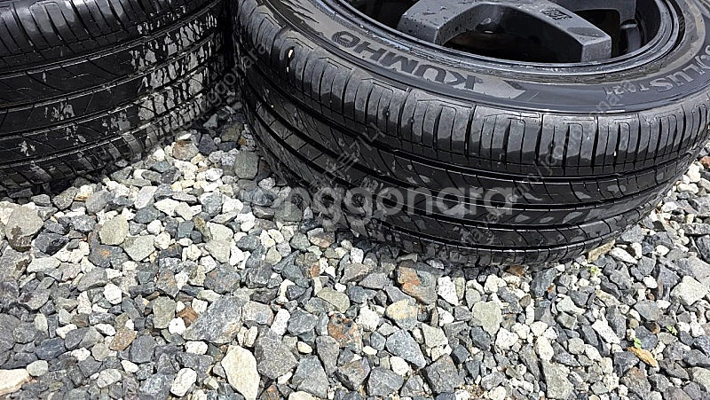 18인치 마젤로 245 45 18 교환원합니다.--6