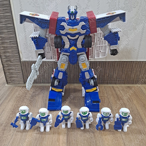 카봇 아이언트