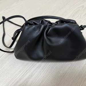 여성 만두백 블랙 팝니다