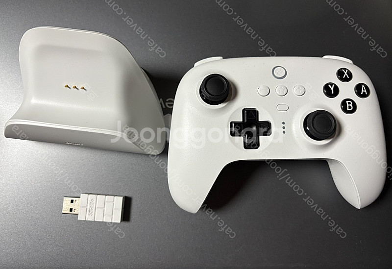 8bitdo 얼티메이트 NS 판매합니다.--0