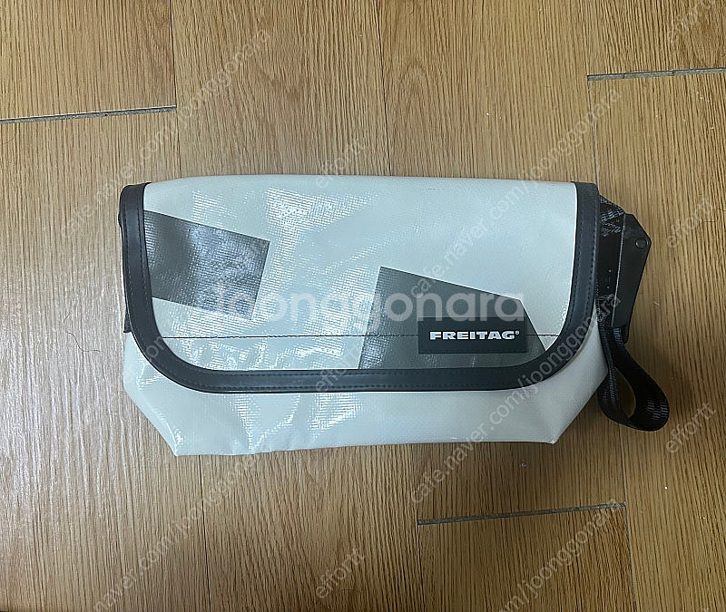 [새상품]프라이탁 하와이파이브오 하파오 화이트--0