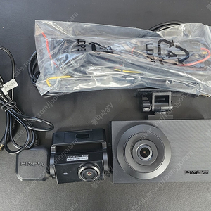 파인뷰 최상급 LXQ2000 QHD 64기가, GPS안테나 풀세트 블랙박스 싸게 판매합니다(당일,주말,공휴일 매장 방문시 무료 설치해드립니다 부자재 모두 새것포함,안전결제 가능)