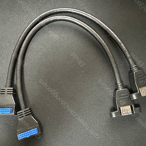USB 3.0 20핀 헤더 전면 패널 ㄱ자형 케이블 25cm 2개 팝니다.
