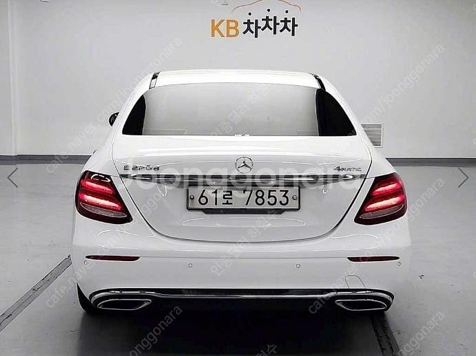 @18년식 E클래스(5세대) E220d 4매틱 아방가르...--3