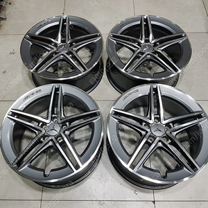 [판매]19인치 순정정품(중고)휠 벤츠 신형 CLA 45 AMG 판매