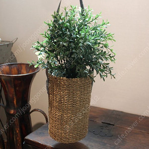 라탄가방 라탄소품 인테리어소품 장식품 소품 빈티지소품 레트로소품 엔틱소품 모던소품 화분 행잉화분 식물 라탄장식품