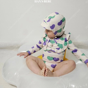 가격더내림 가격내림 새상품 한스베베수영복 한스베베프릴린래시가드 아기스윔슈트 아기수영복 돌쟁이수영복 사이즈M