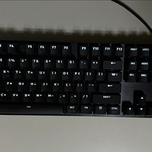로지텍 g413 se 풀배열