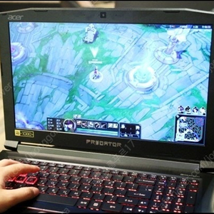 급쳐 에이서 프레데터 헬리오스 300 PREDATOR HELIOS 300