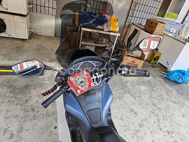 서울에서 2018년식 PCX 배달용 셋팅 되어있는 오토...--2