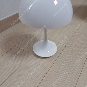 루이스폴센 판텔라 포터블 160 오팔화이트