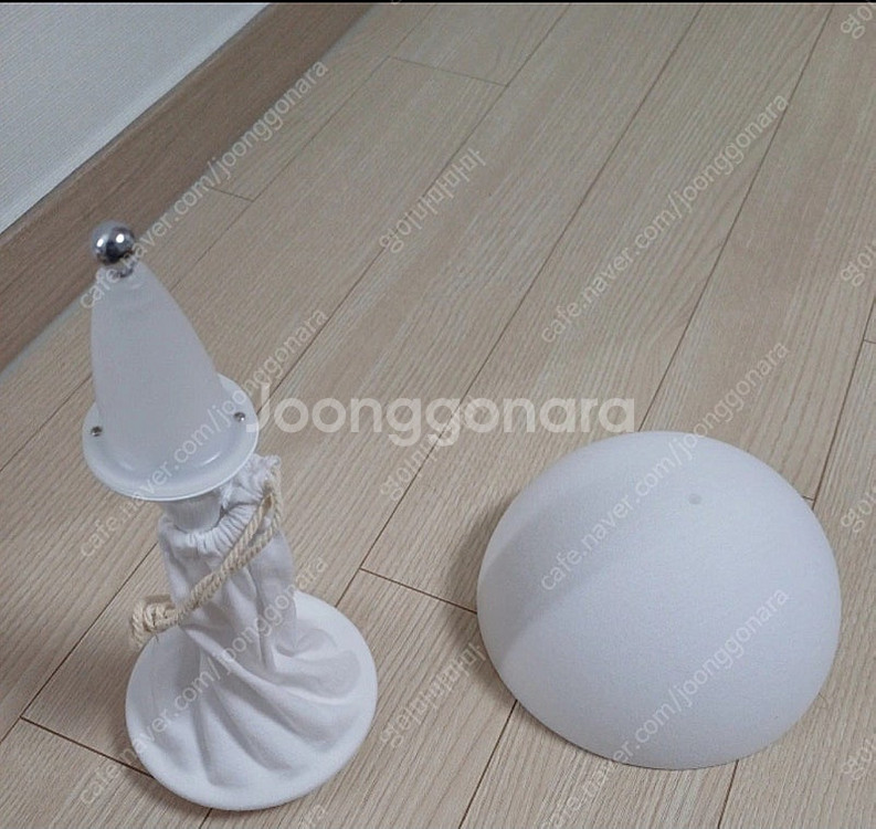 루이스폴센 판텔라 포터블 160 오팔화이트--1