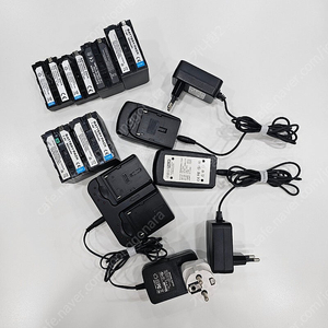 소니 비디오/DSLR 카메라용 NP-F970 호환 배터리(6개) + 충전기 세트(3개)