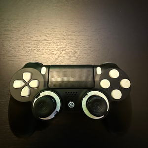 스커프 인피니티 ps4 pro 팝니다.