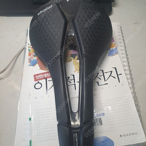 프롤로고 스크래치 M5 티록스