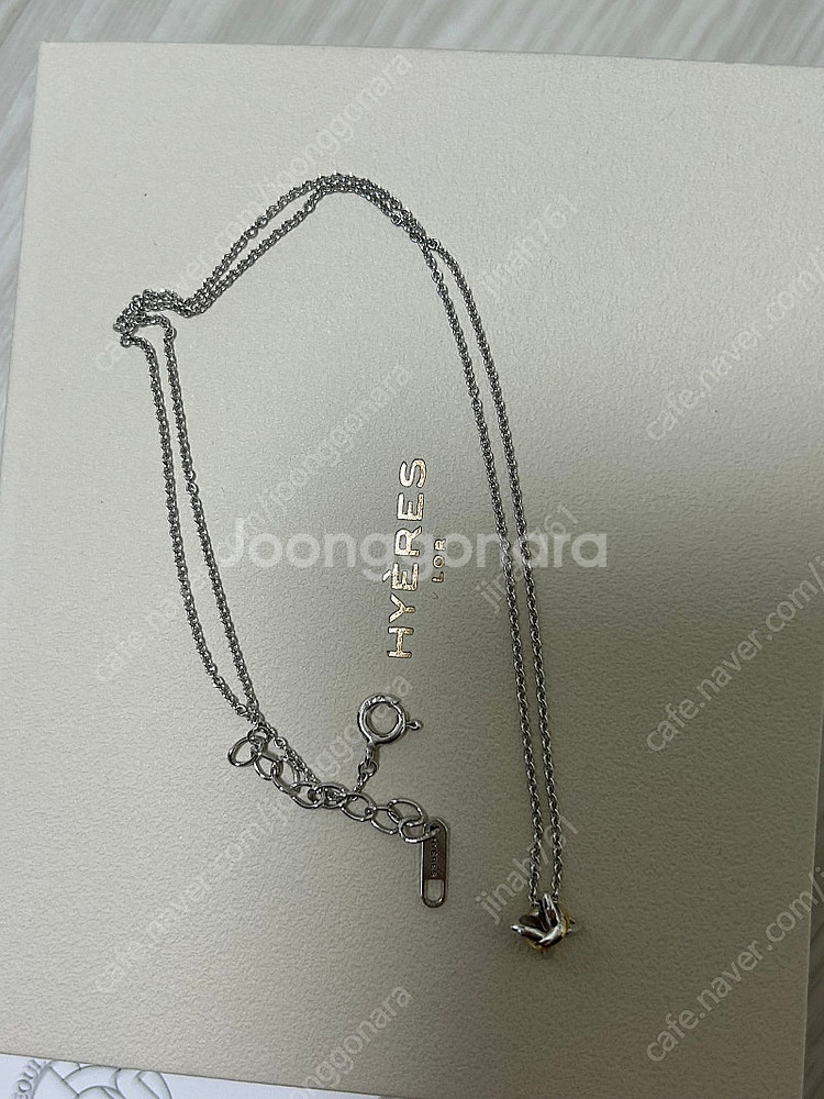 스톤헨지 실버 목걸이 새상품 이에르로르 목걸이 판매합니다--8