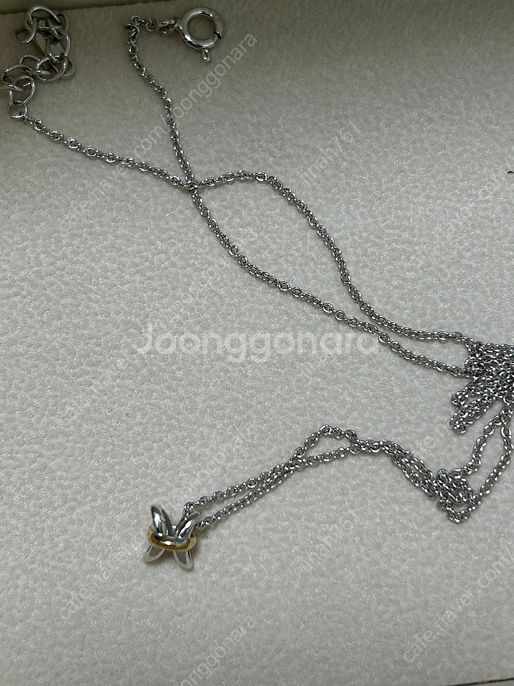 스톤헨지 실버 목걸이 새상품 이에르로르 목걸이 판매합니다--9