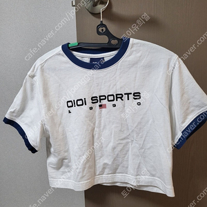 오아이오아이 나이키 널디 크롭티