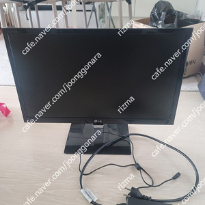 LG전자 E2360V-PN 24인치모니터 팝니다