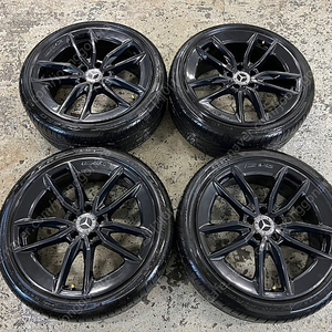 [판매]벤츠 w205 C53AMG 19인치 휠타이어