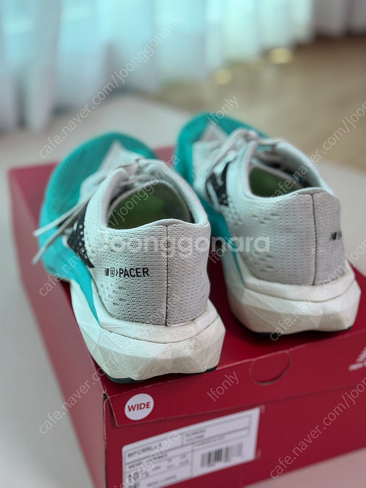 뉴발란스 페이서v2 285 2E--1