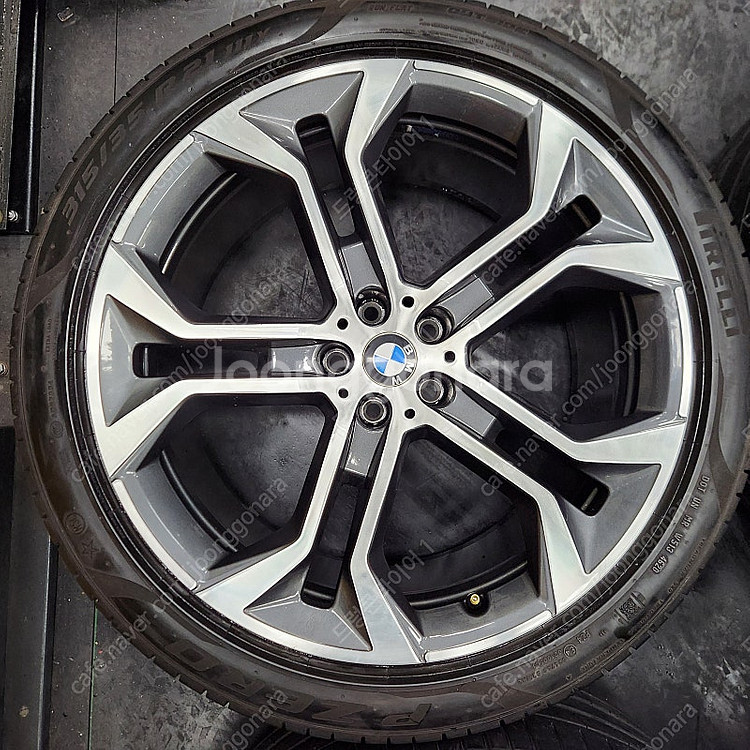 [판매] BMW G바디 X5 X6 744모델 21인치 ...--1