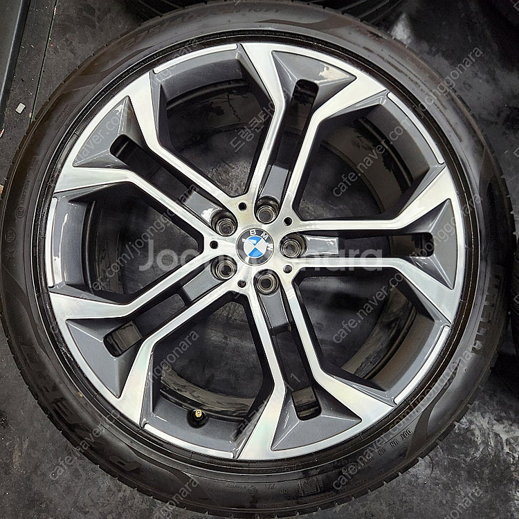 [판매] BMW G바디 X5 X6 744모델 21인치 ...--3