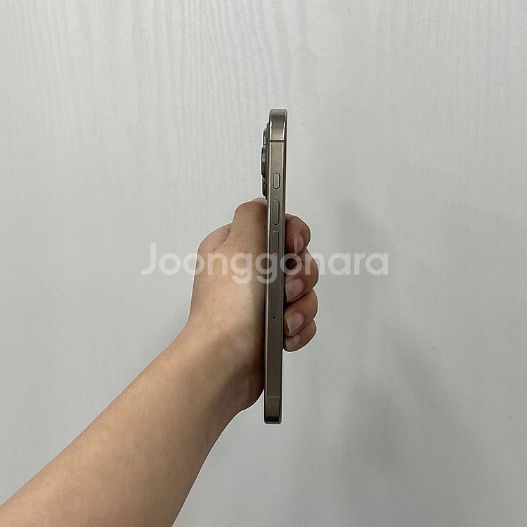 78200 아이폰16프로 내추럴티타늄 256GB A급 ...--4