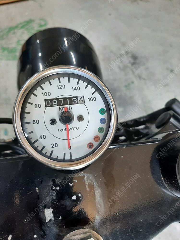 엘로이 헌터125S 카페레이서 블랙 이미지