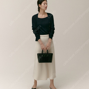 Sie 시에 아이린 에센셜 가디건 슬리브리스 크림S 세트