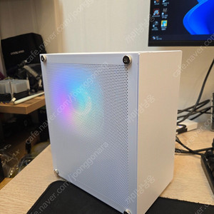초미니 itx sff 고사양 게이밍pc 판매합니다 5700x3d msi 4060ti16g