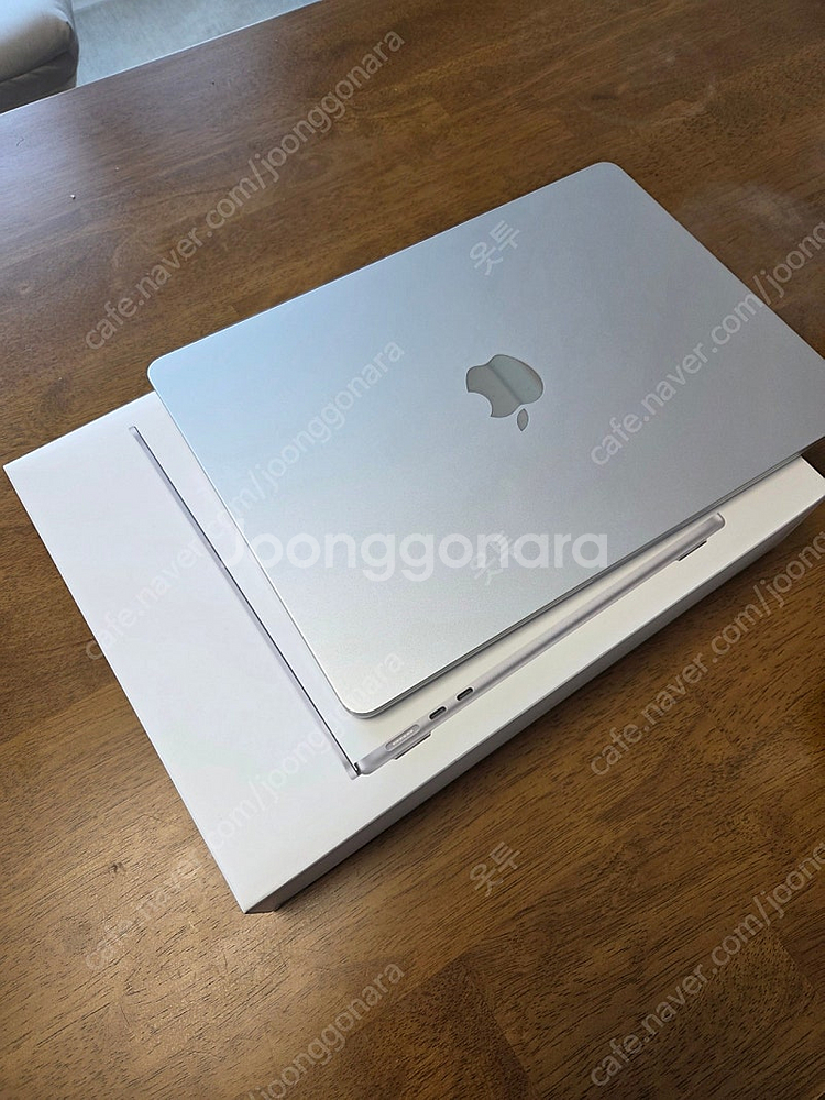 맥북에어m2 256GB 16G RAM 판매합니다.(실버...--0