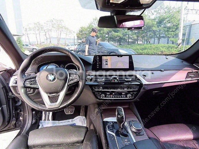 @17년식 5시리즈(7세대) 520d xDrive M스...--7