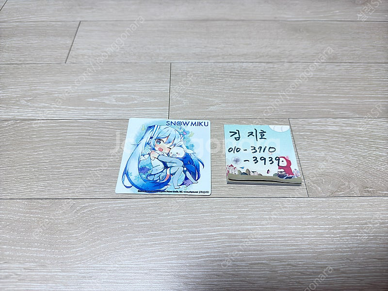 하츠네미쿠 유키미쿠 코스터 팝니다.--0