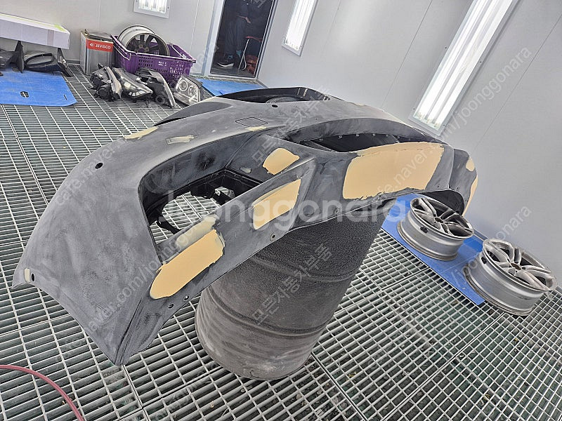 [판매] BMW F10 5시리즈 후기형 M팩 앞범퍼 판...--4