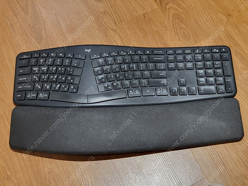 로지텍 무선키보드 K860 박스풀셋, K855신동품, K650 신동품, K380 신동품 이미지