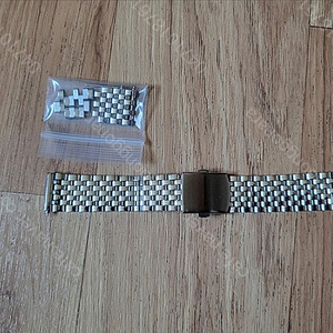 strapsco 19mm 비즈오브라이스 (쌀알 브레이슬릿) 판매합니다.