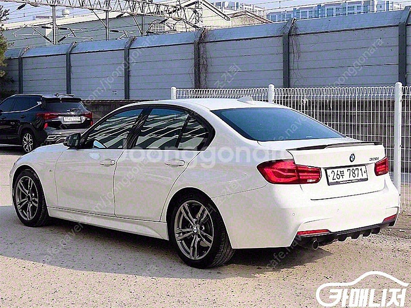 [BMW]3시리즈 (F30) 320i M 스포츠 쉐도우...--3