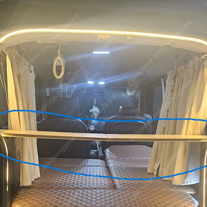 레이 트렁크테이블