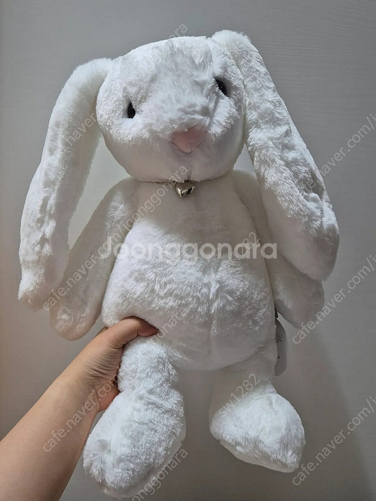 노블래빗 진주목걸이 인형 판매합니다--0