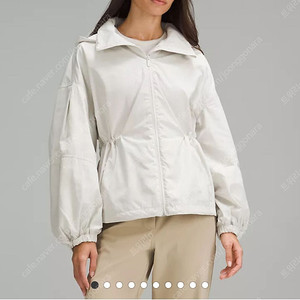 룰루레몬 신치 웨이스트 자켓 여자 바람막이 Lightweight Cinch-Waist Jacket, 4사이즈 BONE