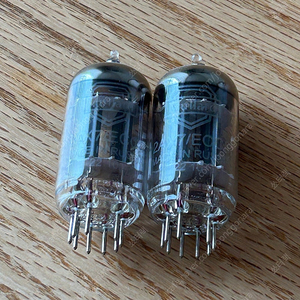 Mullard ECC83/12AX7 엔틱 선별관 페어 매칭 팝니다.
