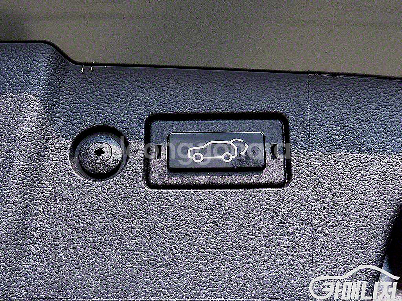 [KG모빌리티(쌍용) ]더 뉴 토레스 1.5 GDI-T 2WD TV7 2025 년 중고차☆전액할부☆중고리스☆첫차☆--8