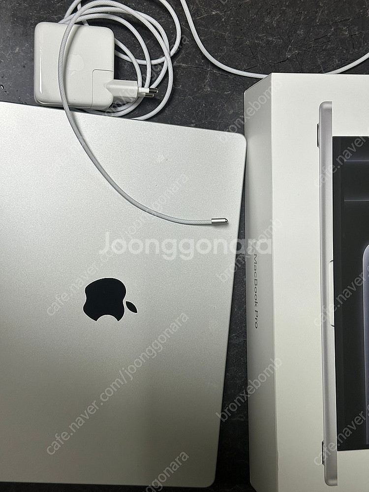 맥북 프로 14 M4 24GB, 512GB 4월 구매,...--3