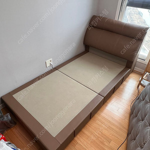 씰리 침대 프레임 S238 가죽 카푸치노 슈퍼싱글 SS 팝니다. Sealy