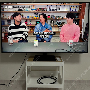 삼성 m7 43인치 스마트모니터 팝니다.