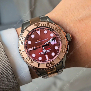 갤럭시워치4 클래식 42mm R사 요트마스터 로즈골드콤비 커스텀 제품 팝니다