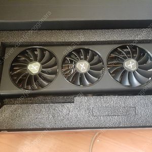 XFX 라데온 RX 6800 SWFT 319 CORE D6 16GB (as기간 2년남음) rx6800 36만