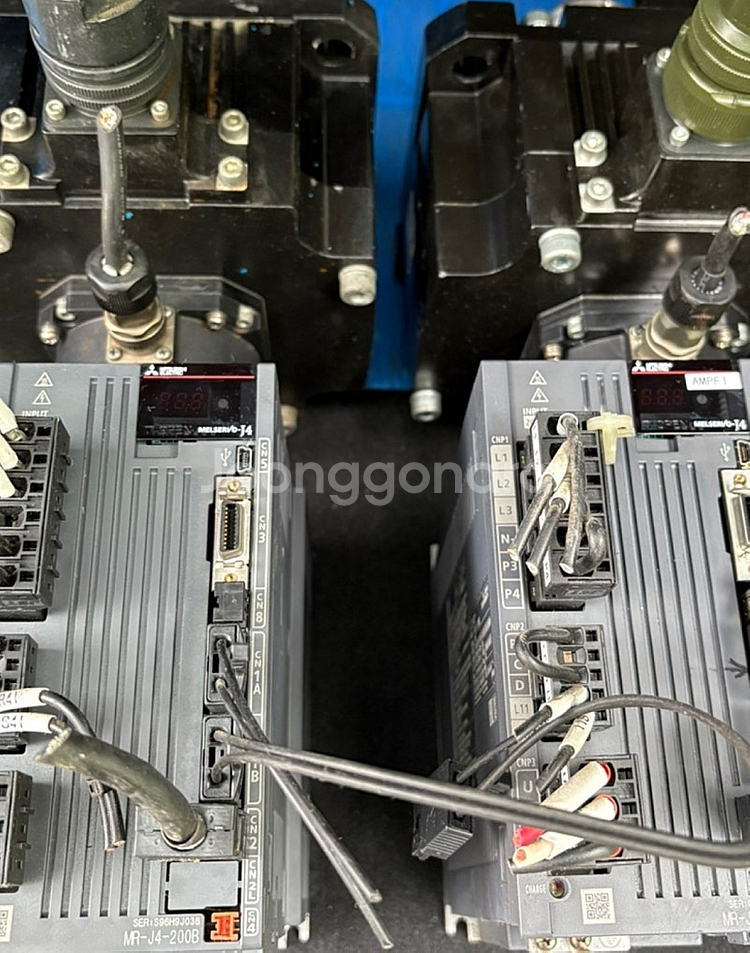 J4-100b mr-j4-200b--6