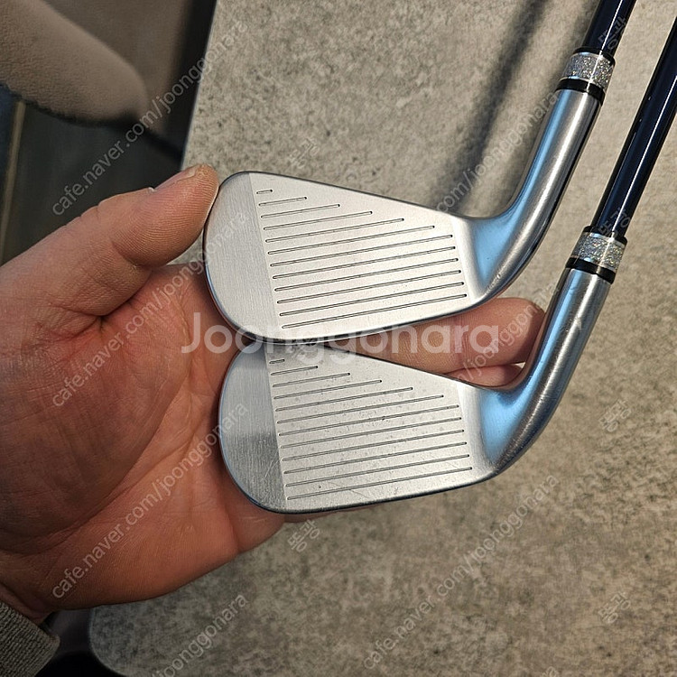 타이틀리스트 712U 2번, 3번 드라이빙아이언 일괄 판매 합니다.--2